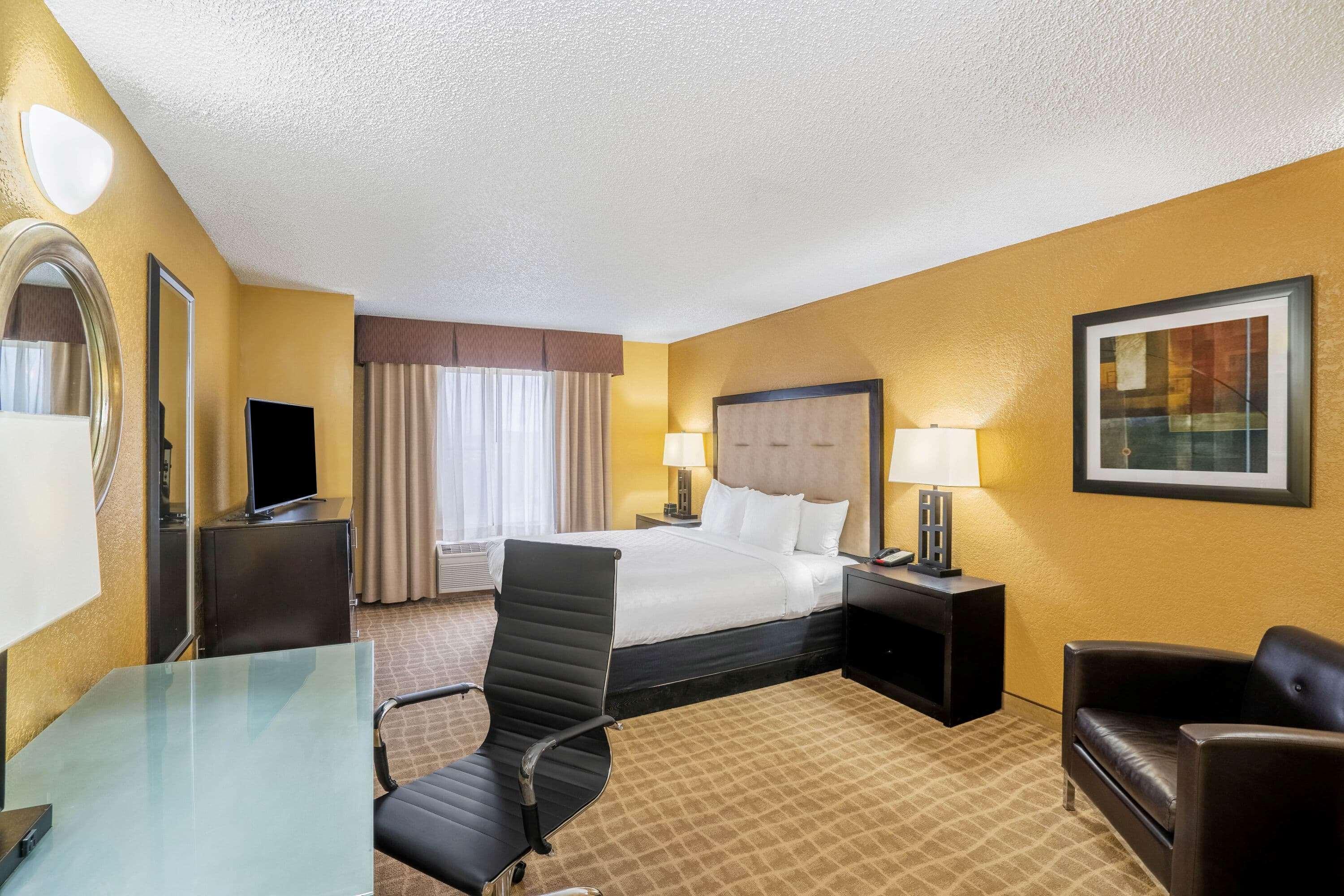 Hotel La Quinta By Wyndham Hot Springs Exterior foto