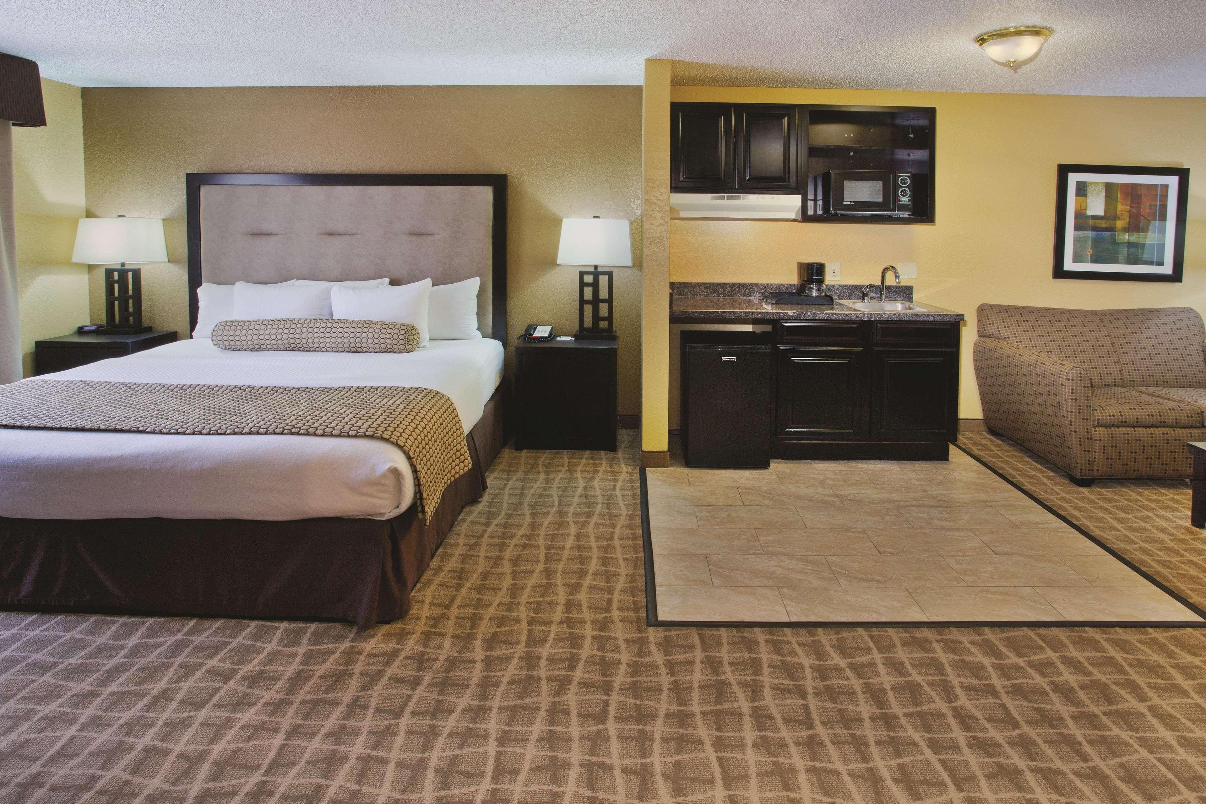 Hotel La Quinta By Wyndham Hot Springs Exterior foto