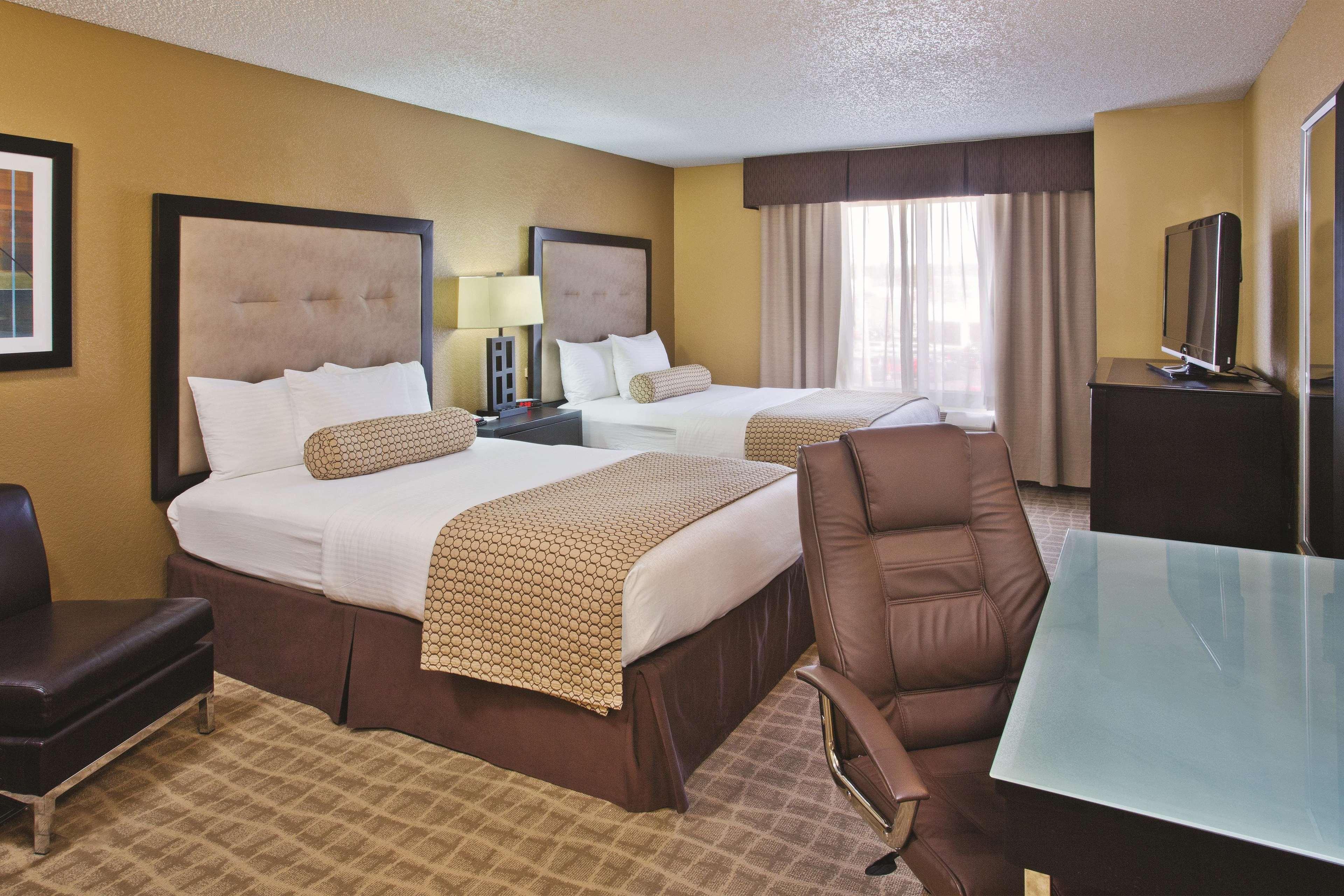 Hotel La Quinta By Wyndham Hot Springs Exterior foto
