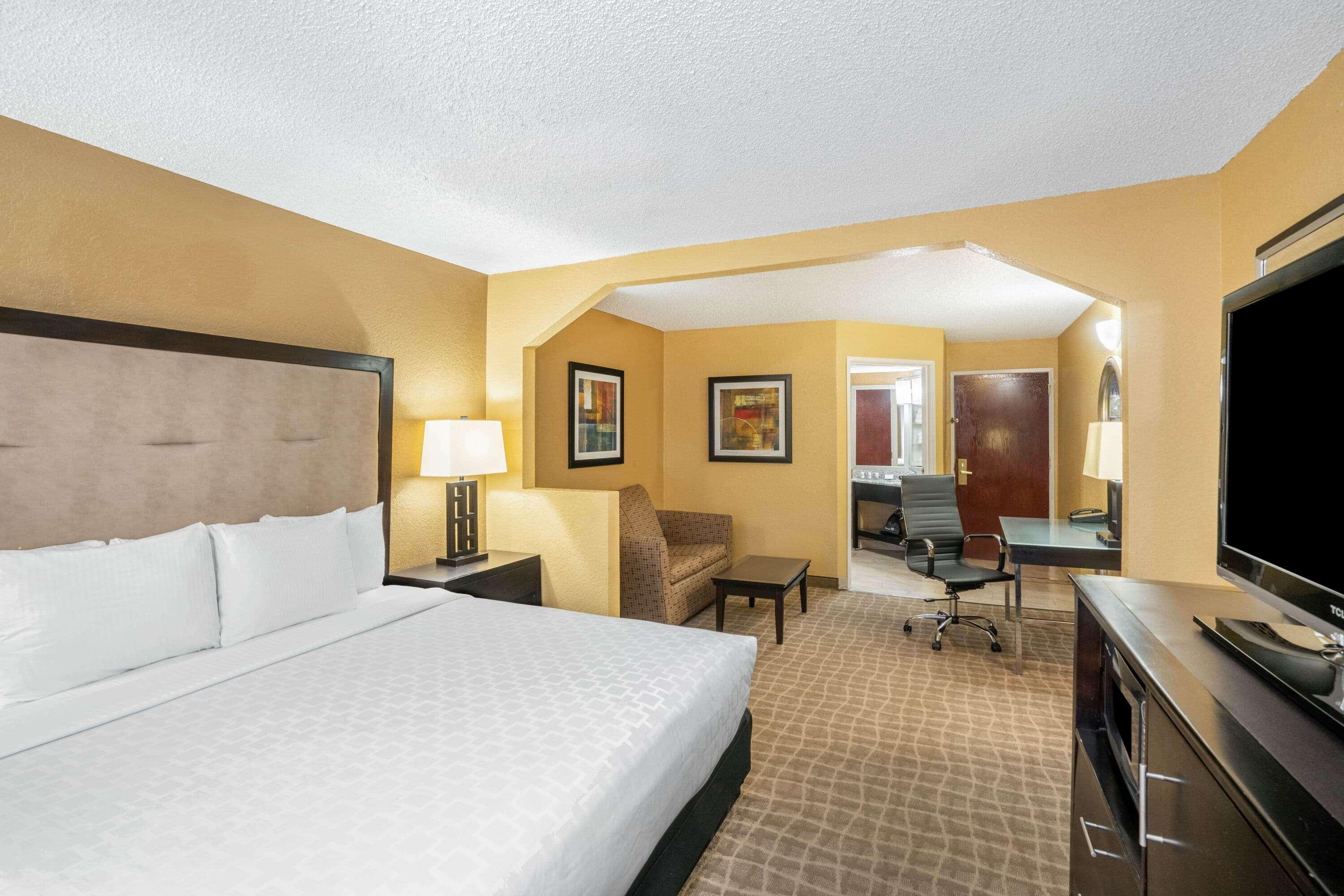 Hotel La Quinta By Wyndham Hot Springs Exterior foto