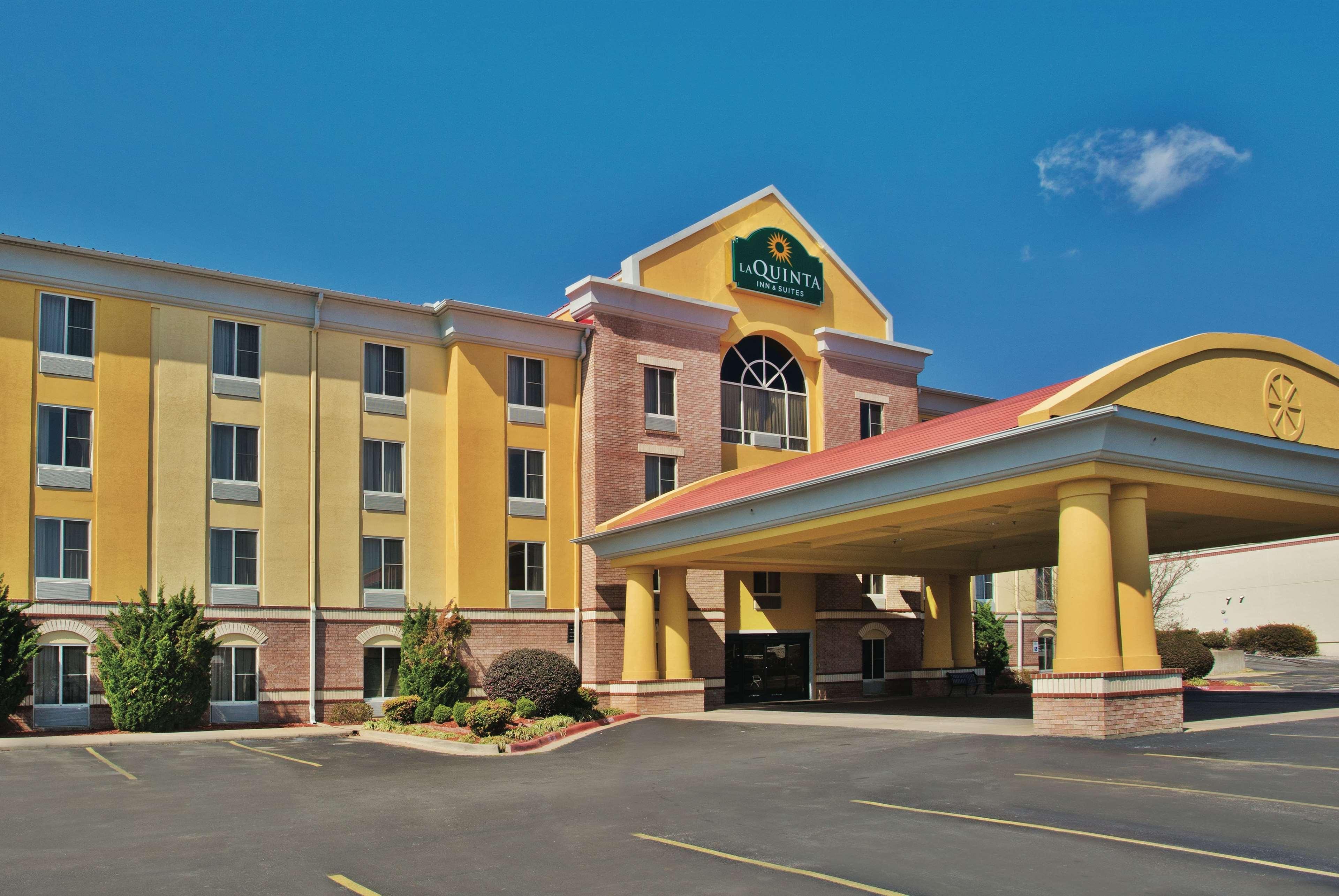 Hotel La Quinta By Wyndham Hot Springs Exterior foto