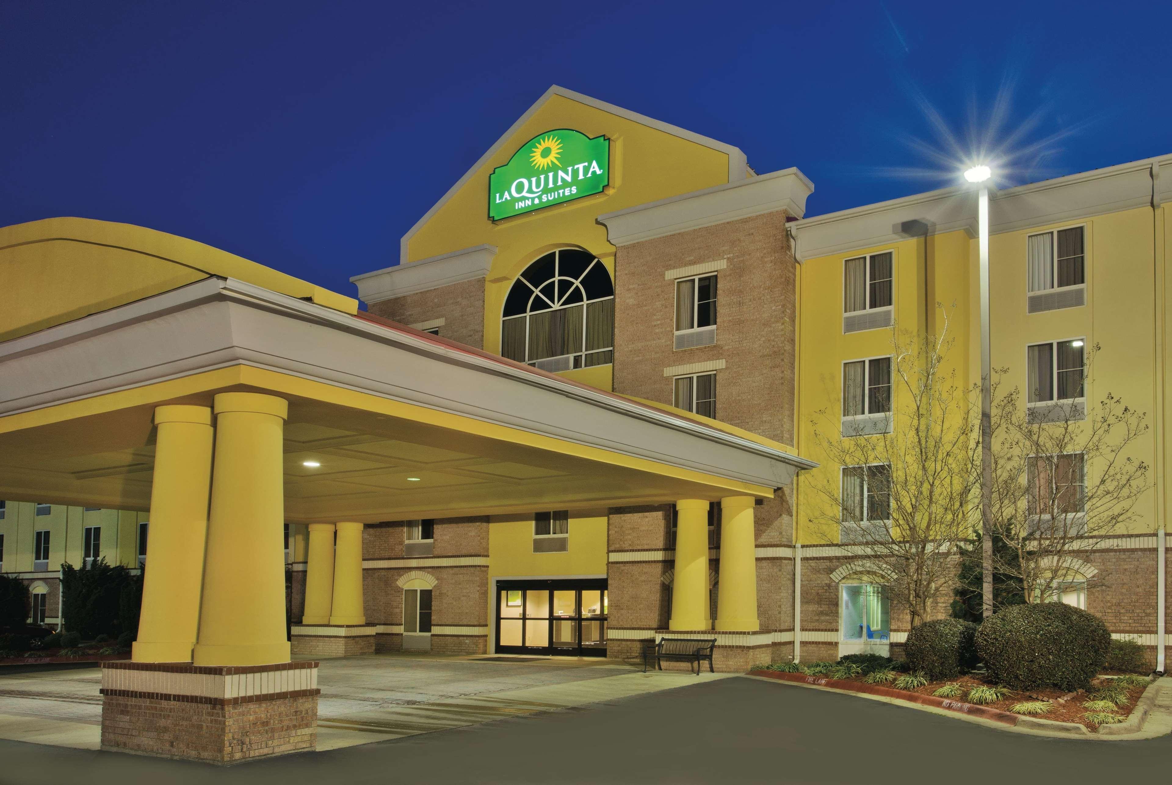 Hotel La Quinta By Wyndham Hot Springs Exterior foto