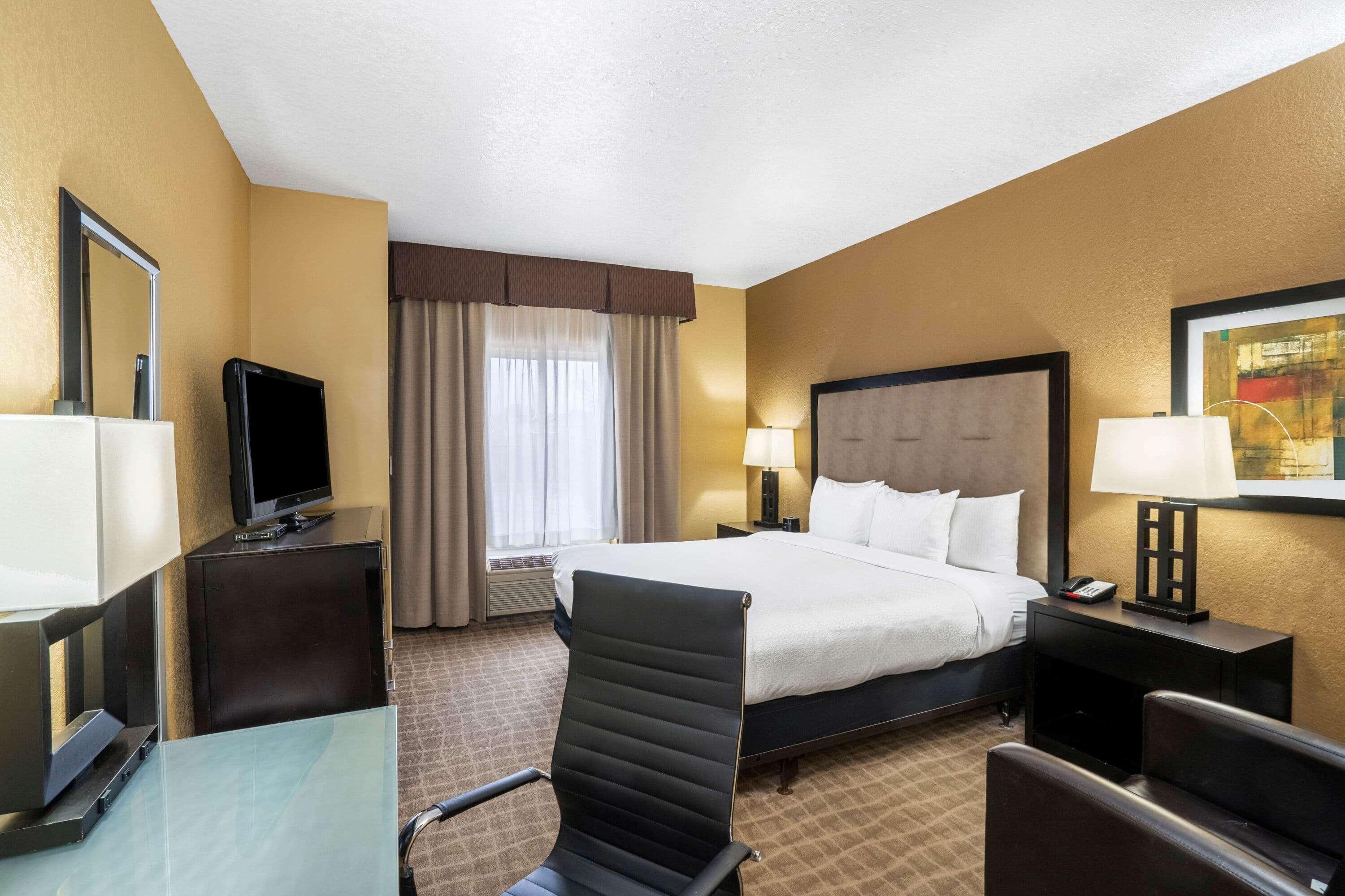 Hotel La Quinta By Wyndham Hot Springs Exterior foto